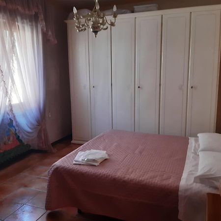 Casa Guerrino Bed and Breakfast LʼAquila Exteriör bild