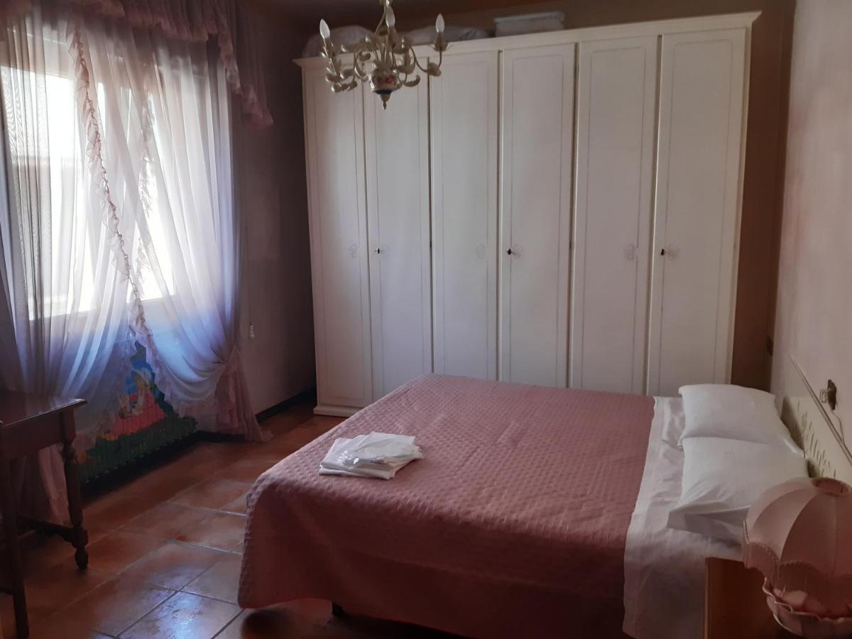 Casa Guerrino Bed and Breakfast LʼAquila Exteriör bild