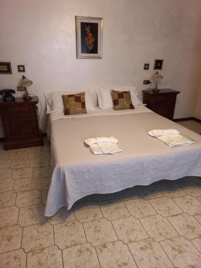 Casa Guerrino Bed and Breakfast LʼAquila Exteriör bild